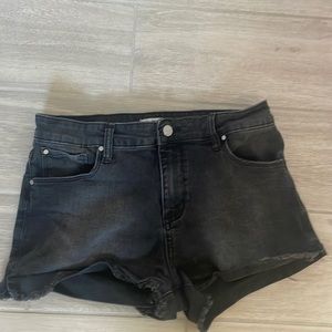 black denim jean shorts